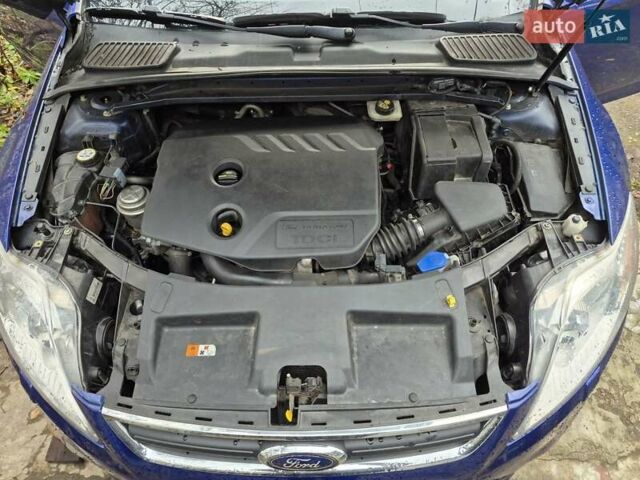 Синій Форд Мондео, об'ємом двигуна 1.6 л та пробігом 219 тис. км за 9500 $, фото 6 на Automoto.ua