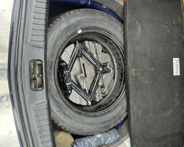 Синій Форд Мондео, об'ємом двигуна 1.6 л та пробігом 219 тис. км за 9500 $, фото 5 на Automoto.ua