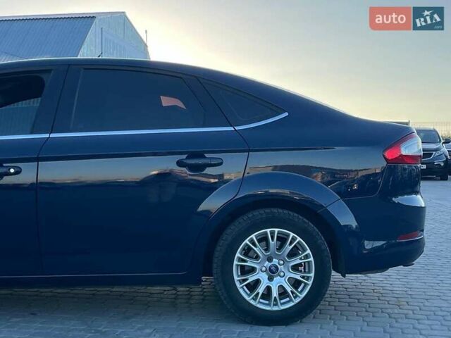 Синий Форд Мондео, объемом двигателя 1.6 л и пробегом 304 тыс. км за 9350 $, фото 47 на Automoto.ua