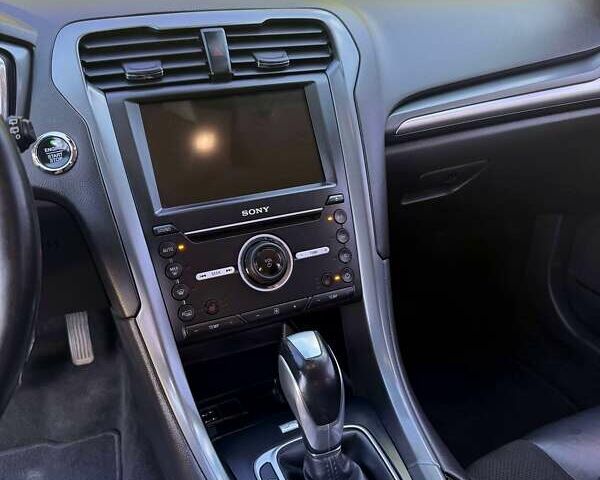 Синій Форд Мондео, об'ємом двигуна 2 л та пробігом 190 тис. км за 17000 $, фото 18 на Automoto.ua