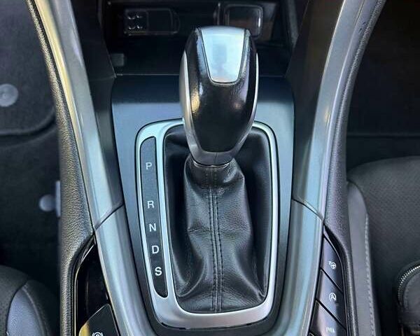 Синій Форд Мондео, об'ємом двигуна 2 л та пробігом 190 тис. км за 17000 $, фото 24 на Automoto.ua