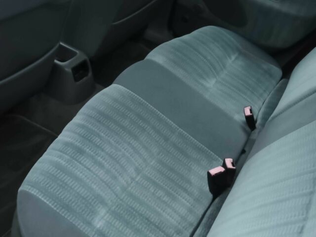 Зеленый Форд Мондео, объемом двигателя 1.8 л и пробегом 450 тыс. км за 1300 $, фото 5 на Automoto.ua