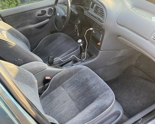 Зелений Форд Мондео, об'ємом двигуна 1.6 л та пробігом 282 тис. км за 1700 $, фото 1 на Automoto.ua