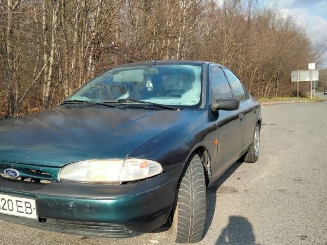 Зеленый Форд Мондео, объемом двигателя 1.6 л и пробегом 195 тыс. км за 1200 $, фото 6 на Automoto.ua