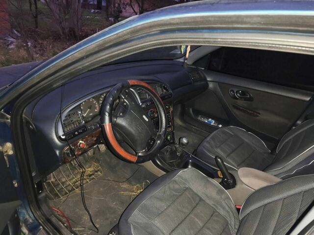 Зеленый Форд Мондео, объемом двигателя 2 л и пробегом 365 тыс. км за 380 $, фото 7 на Automoto.ua