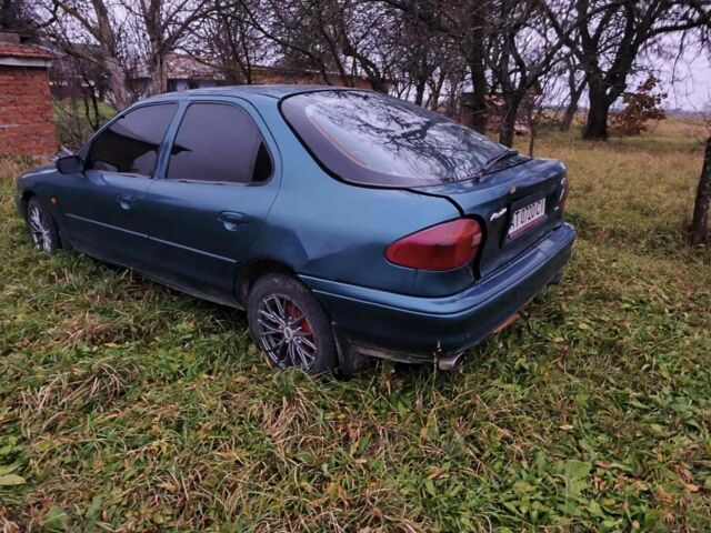 Зеленый Форд Мондео, объемом двигателя 2 л и пробегом 365 тыс. км за 380 $, фото 3 на Automoto.ua