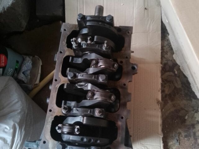 Зелений Форд Мондео, об'ємом двигуна 1.6 л та пробігом 400 тис. км за 643 $, фото 1 на Automoto.ua