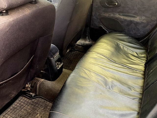 Зеленый Форд Мондео, объемом двигателя 1.6 л и пробегом 181 тыс. км за 1200 $, фото 8 на Automoto.ua