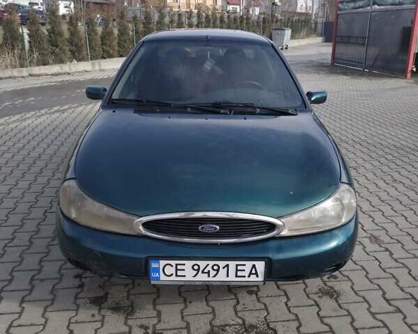 Зеленый Форд Мондео, объемом двигателя 1.8 л и пробегом 300 тыс. км за 2250 $, фото 9 на Automoto.ua