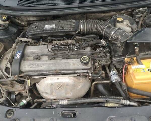 Зеленый Форд Мондео, объемом двигателя 1.8 л и пробегом 300 тыс. км за 2250 $, фото 11 на Automoto.ua