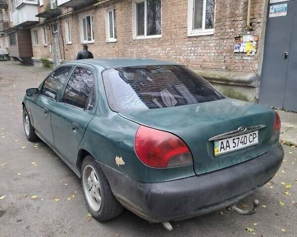 Зеленый Форд Мондео, объемом двигателя 1.8 л и пробегом 280 тыс. км за 1000 $, фото 2 на Automoto.ua