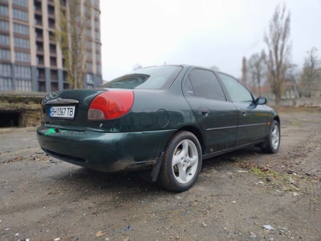 Зелений Форд Мондео, об'ємом двигуна 1.8 л та пробігом 439 тис. км за 2200 $, фото 4 на Automoto.ua