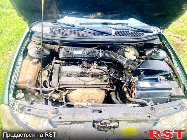 Зеленый Форд Мондео, объемом двигателя 1.8 л и пробегом 430 тыс. км за 3000 $, фото 8 на Automoto.ua