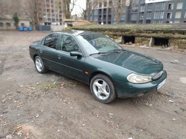 Зелений Форд Мондео, об'ємом двигуна 1.8 л та пробігом 439 тис. км за 2200 $, фото 5 на Automoto.ua