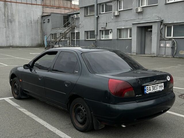 Зеленый Форд Мондео, объемом двигателя 1.6 л и пробегом 3 тыс. км за 1500 $, фото 3 на Automoto.ua