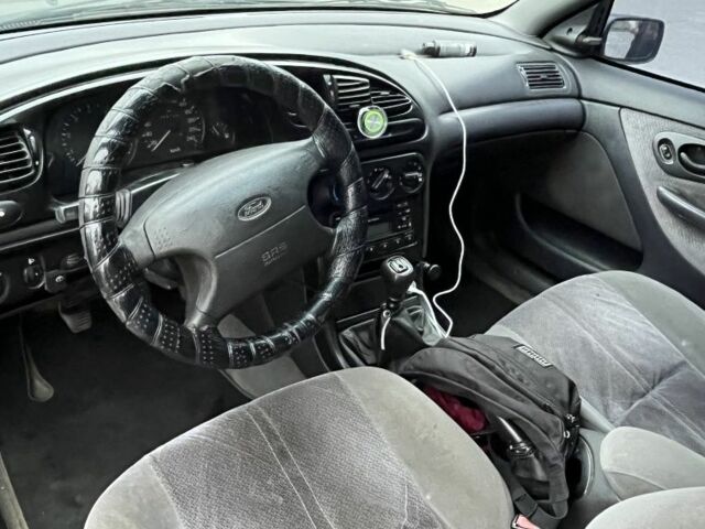 Зеленый Форд Мондео, объемом двигателя 1.6 л и пробегом 3 тыс. км за 1500 $, фото 6 на Automoto.ua