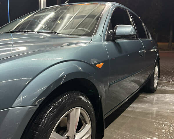 Зелений Форд Мондео, об'ємом двигуна 2 л та пробігом 152 тис. км за 5000 $, фото 4 на Automoto.ua