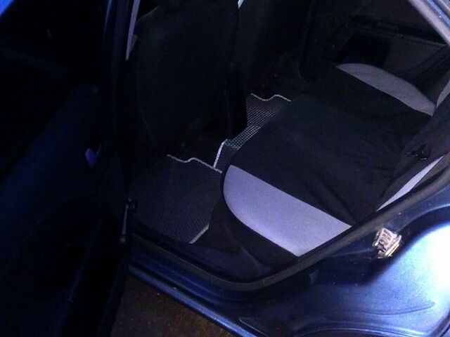 Зелений Форд Мондео, об'ємом двигуна 1.8 л та пробігом 230 тис. км за 3500 $, фото 3 на Automoto.ua