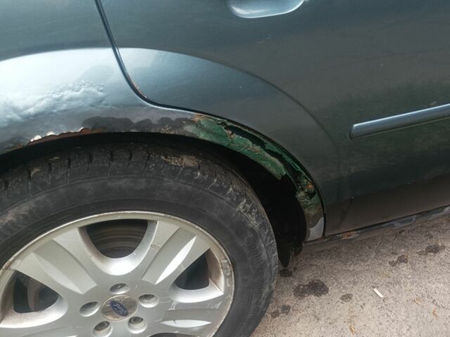 Зеленый Форд Мондео, объемом двигателя 2 л и пробегом 320 тыс. км за 2300 $, фото 9 на Automoto.ua