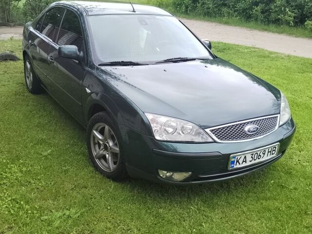 Зеленый Форд Мондео, объемом двигателя 2 л и пробегом 244 тыс. км за 4600 $, фото 1 на Automoto.ua