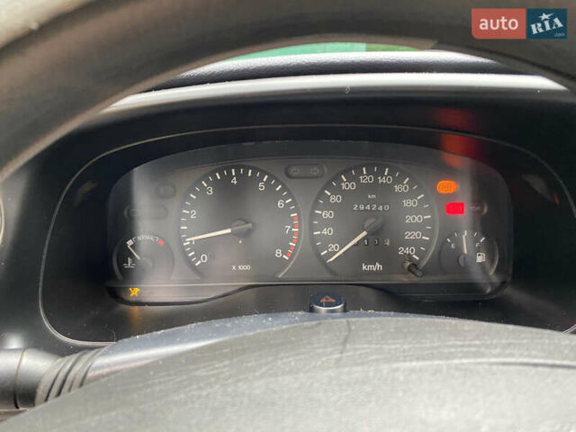 Зеленый Форд Мондео, объемом двигателя 1.8 л и пробегом 294 тыс. км за 2200 $, фото 9 на Automoto.ua