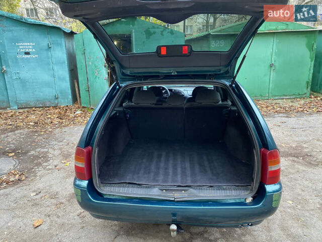 Зеленый Форд Мондео, объемом двигателя 1.8 л и пробегом 294 тыс. км за 2200 $, фото 7 на Automoto.ua