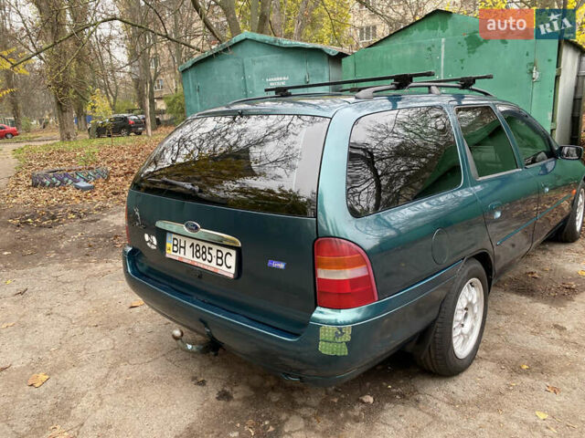 Зеленый Форд Мондео, объемом двигателя 1.8 л и пробегом 294 тыс. км за 2200 $, фото 4 на Automoto.ua