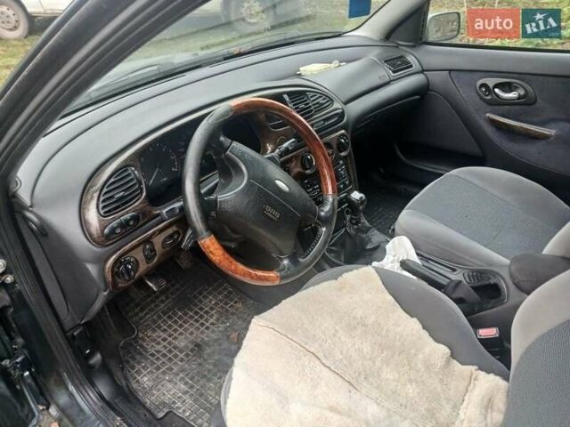 Зелений Форд Мондео, об'ємом двигуна 1.8 л та пробігом 300 тис. км за 2100 $, фото 3 на Automoto.ua