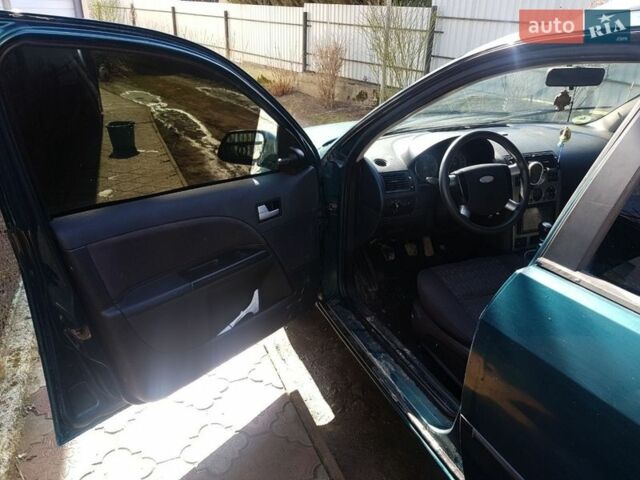 Зеленый Форд Мондео, объемом двигателя 2 л и пробегом 349 тыс. км за 2650 $, фото 2 на Automoto.ua