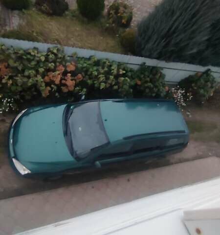 Зеленый Форд Мондео, объемом двигателя 2 л и пробегом 348 тыс. км за 2500 $, фото 9 на Automoto.ua