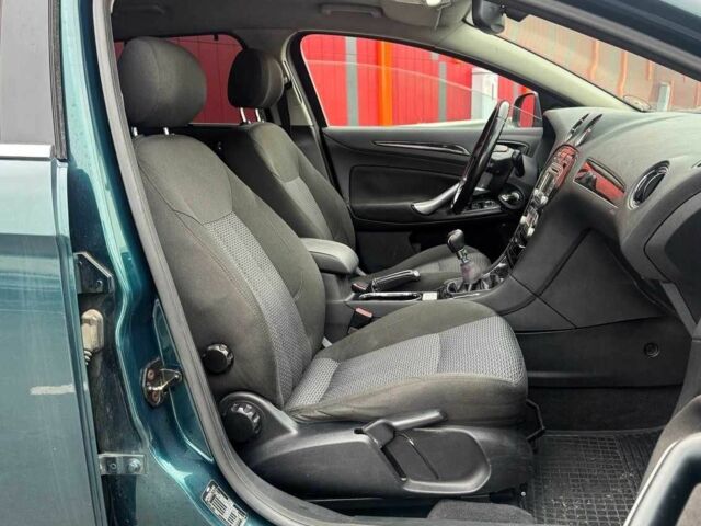 Зеленый Форд Мондео, объемом двигателя 2 л и пробегом 343 тыс. км за 6190 $, фото 11 на Automoto.ua