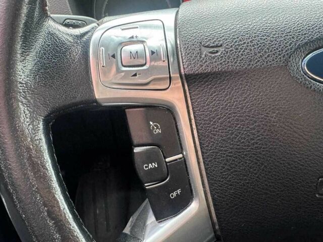 Зеленый Форд Мондео, объемом двигателя 2 л и пробегом 343 тыс. км за 6190 $, фото 16 на Automoto.ua