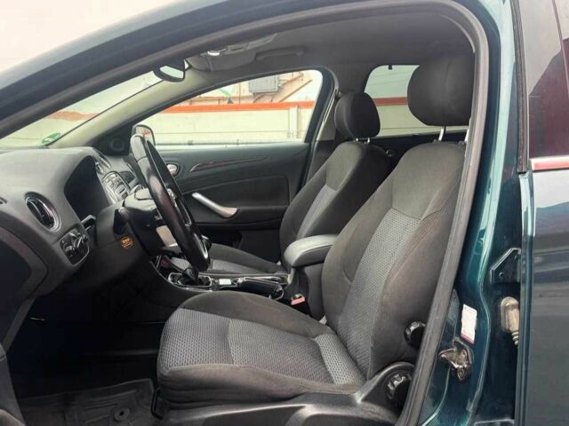 Зеленый Форд Мондео, объемом двигателя 2 л и пробегом 343 тыс. км за 6190 $, фото 8 на Automoto.ua