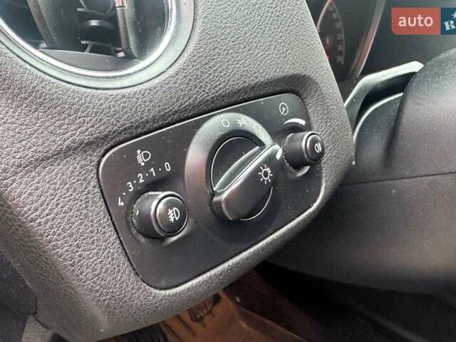 Зеленый Форд Мондео, объемом двигателя 2 л и пробегом 343 тыс. км за 6190 $, фото 21 на Automoto.ua