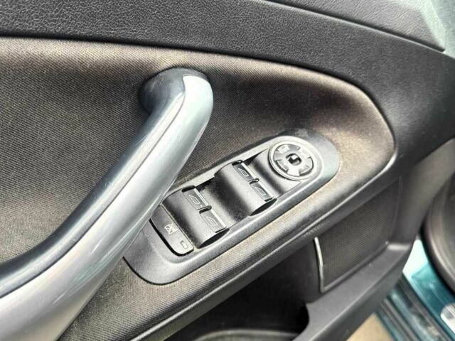 Зеленый Форд Мондео, объемом двигателя 2 л и пробегом 343 тыс. км за 6190 $, фото 20 на Automoto.ua