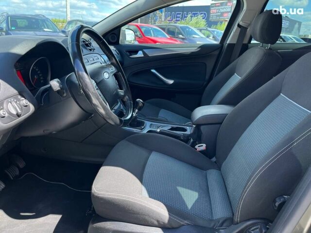 Зелений Форд Мондео, об'ємом двигуна 1.6 л та пробігом 287 тис. км за 8690 $, фото 34 на Automoto.ua