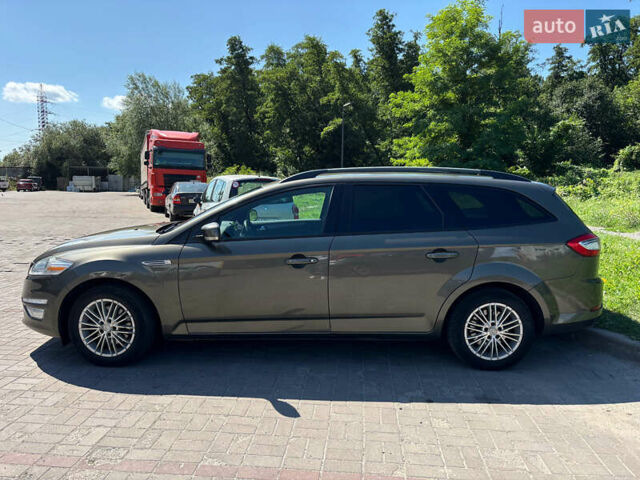 Зелений Форд Мондео, об'ємом двигуна 1.6 л та пробігом 286 тис. км за 8200 $, фото 3 на Automoto.ua