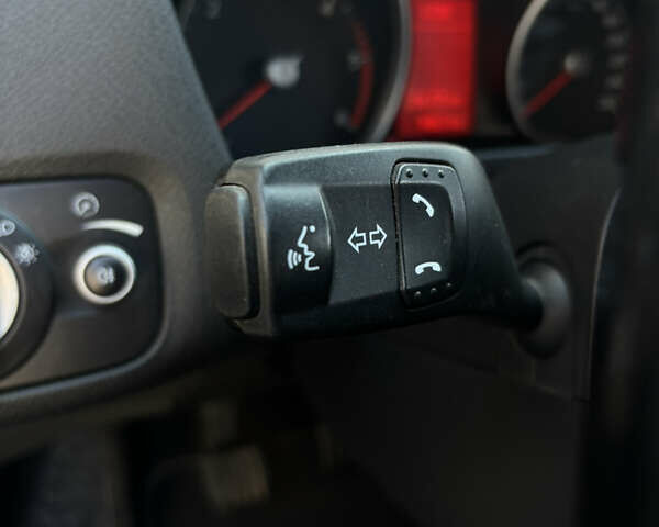 Зелений Форд Мондео, об'ємом двигуна 1.6 л та пробігом 286 тис. км за 8200 $, фото 28 на Automoto.ua