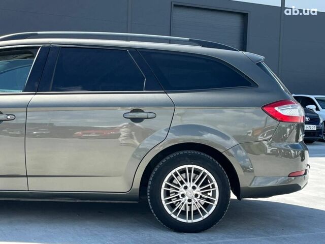 Зелений Форд Мондео, об'ємом двигуна 1.6 л та пробігом 287 тис. км за 8690 $, фото 39 на Automoto.ua