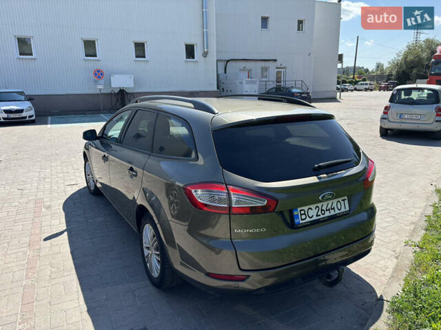 Зелений Форд Мондео, об'ємом двигуна 1.6 л та пробігом 286 тис. км за 8200 $, фото 4 на Automoto.ua