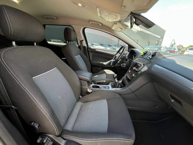 Зелений Форд Мондео, об'ємом двигуна 1.6 л та пробігом 287 тис. км за 8690 $, фото 6 на Automoto.ua