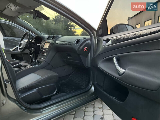 Зелений Форд Мондео, об'ємом двигуна 1.6 л та пробігом 198 тис. км за 8300 $, фото 29 на Automoto.ua