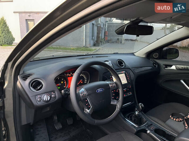 Зелений Форд Мондео, об'ємом двигуна 1.6 л та пробігом 198 тис. км за 8300 $, фото 23 на Automoto.ua