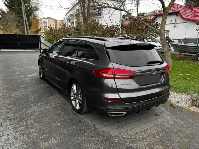 Зеленый Форд Мондео, объемом двигателя 2 л и пробегом 37 тыс. км за 8000 $, фото 4 на Automoto.ua