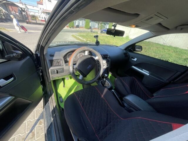 Зеленый Форд Мондео, объемом двигателя 1.8 л и пробегом 200 тыс. км за 3400 $, фото 5 на Automoto.ua