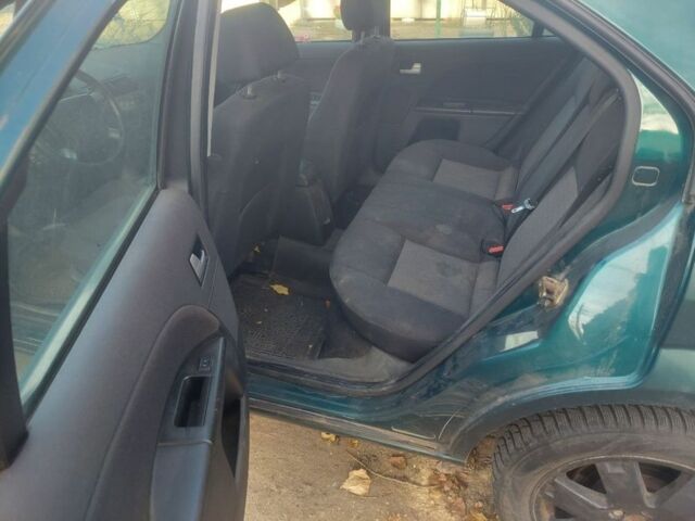 Зеленый Форд Мондео, объемом двигателя 2 л и пробегом 188 тыс. км за 2000 $, фото 2 на Automoto.ua