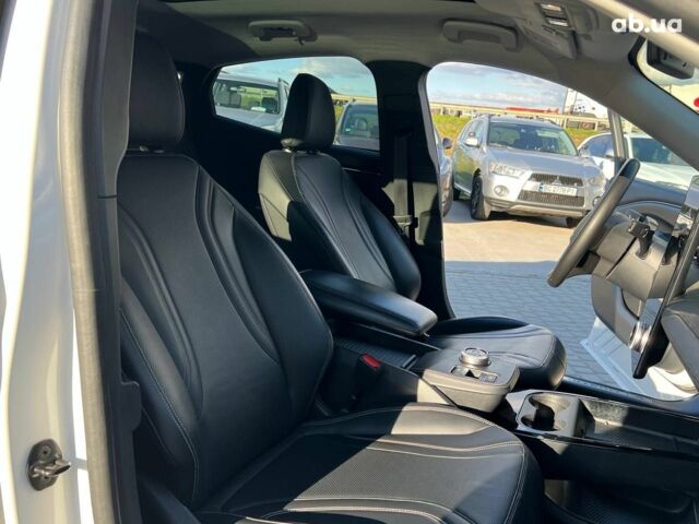 Белый Форд Mustang Mach-E, объемом двигателя 0 л и пробегом 55 тыс. км за 27590 $, фото 43 на Automoto.ua