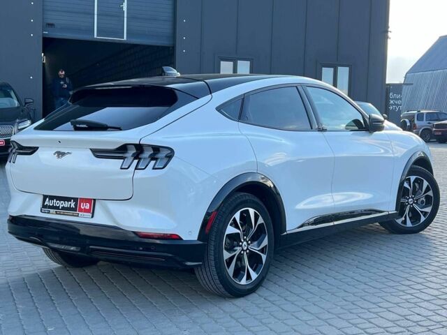 Белый Форд Mustang Mach-E, объемом двигателя 0 л и пробегом 55 тыс. км за 27590 $, фото 10 на Automoto.ua
