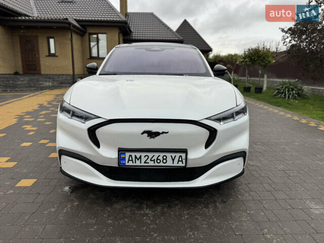 Белый Форд Mustang Mach-E, объемом двигателя 0 л и пробегом 55 тыс. км за 20500 $, фото 7 на Automoto.ua