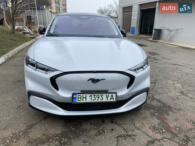 Білий Форд Mustang Mach-E, об'ємом двигуна 0 л та пробігом 38 тис. км за 25000 $, фото 12 на Automoto.ua